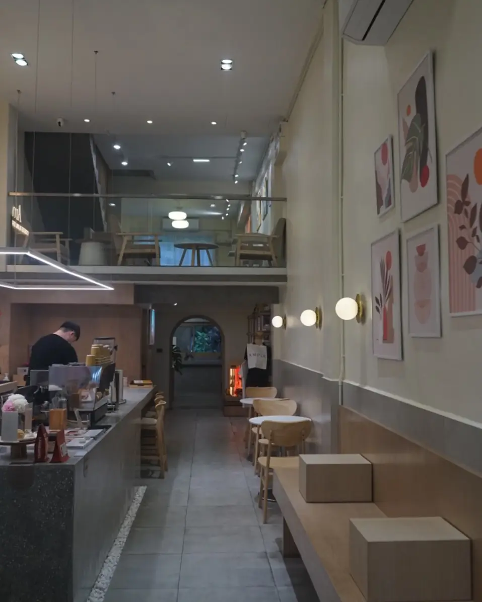 AMPLE coffee & bakery ambiance image 4