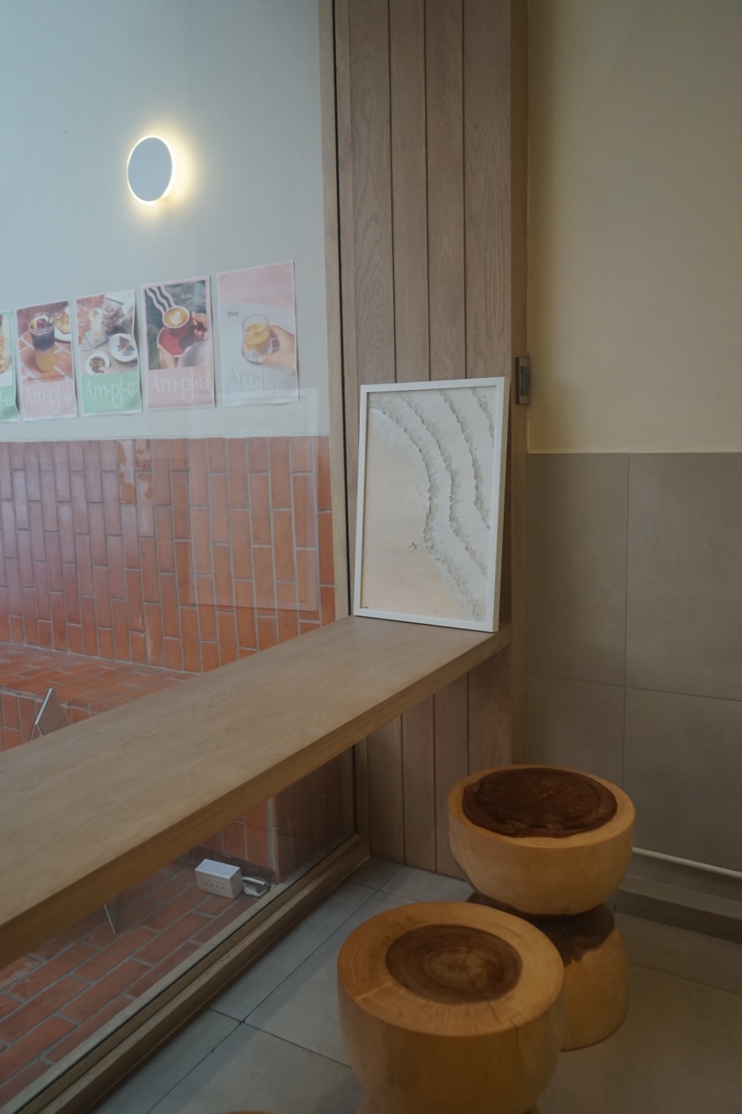 AMPLE coffee & bakery ambiance image 3