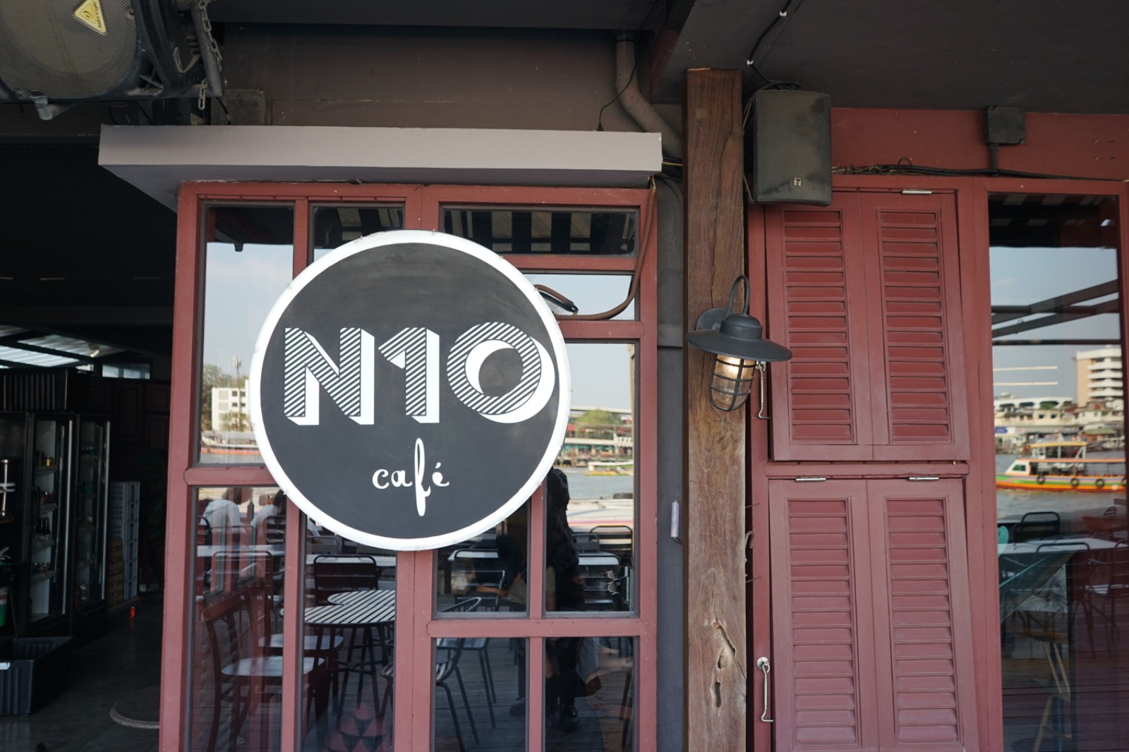 N10café hero image 4