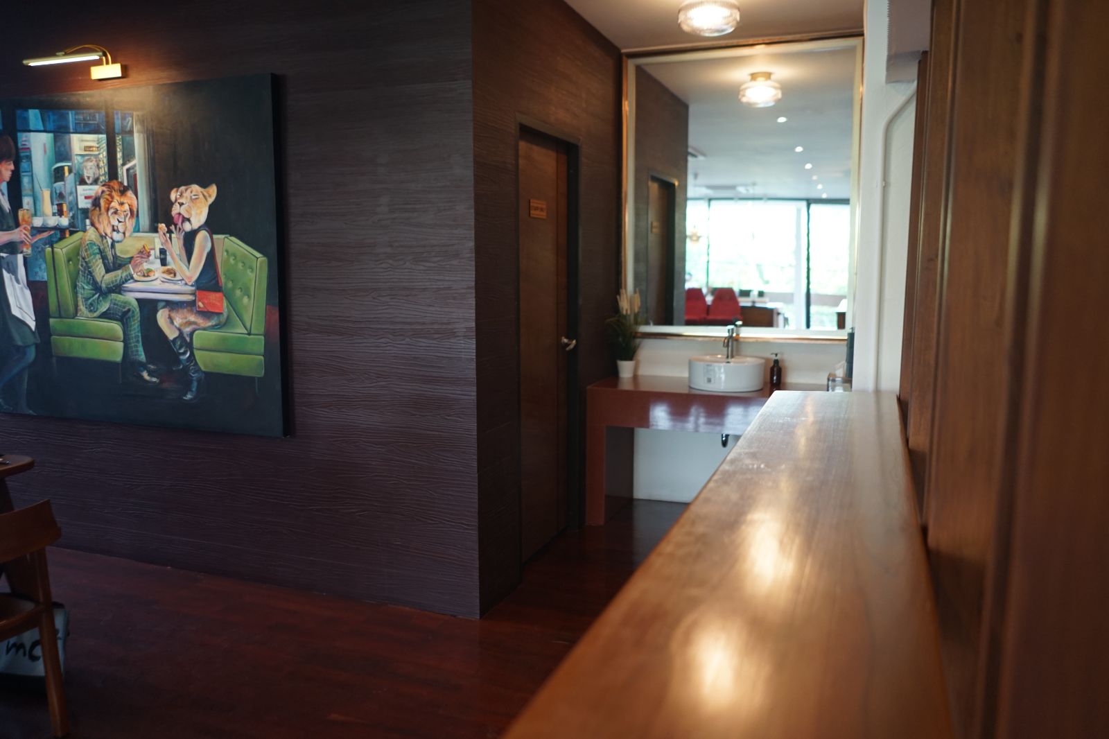 Feed the Beast ambiance image 3