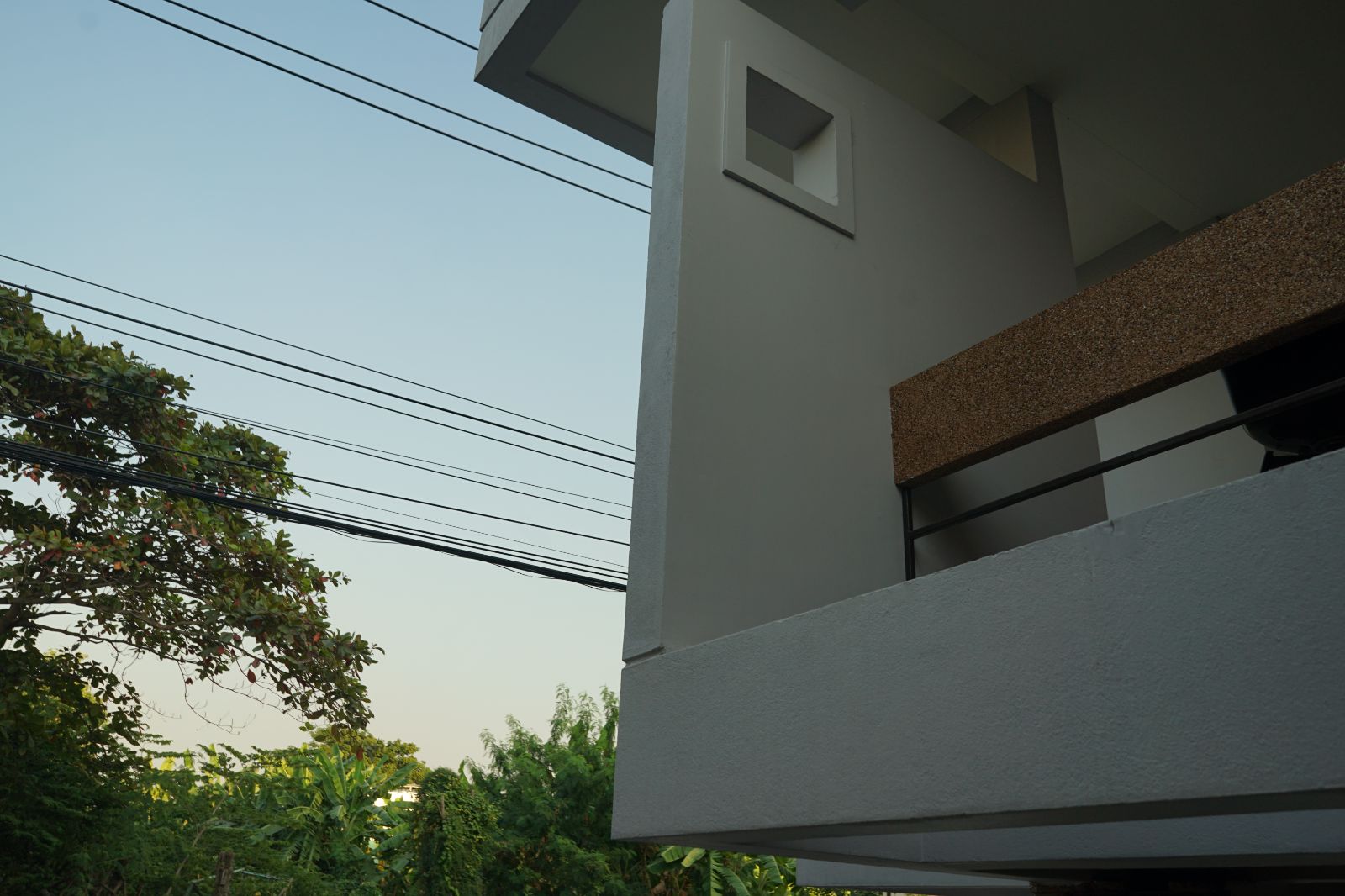 Feed the Beast ambiance image 14