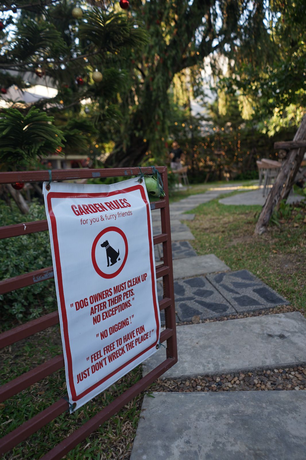 Feed the Beast hero image 8