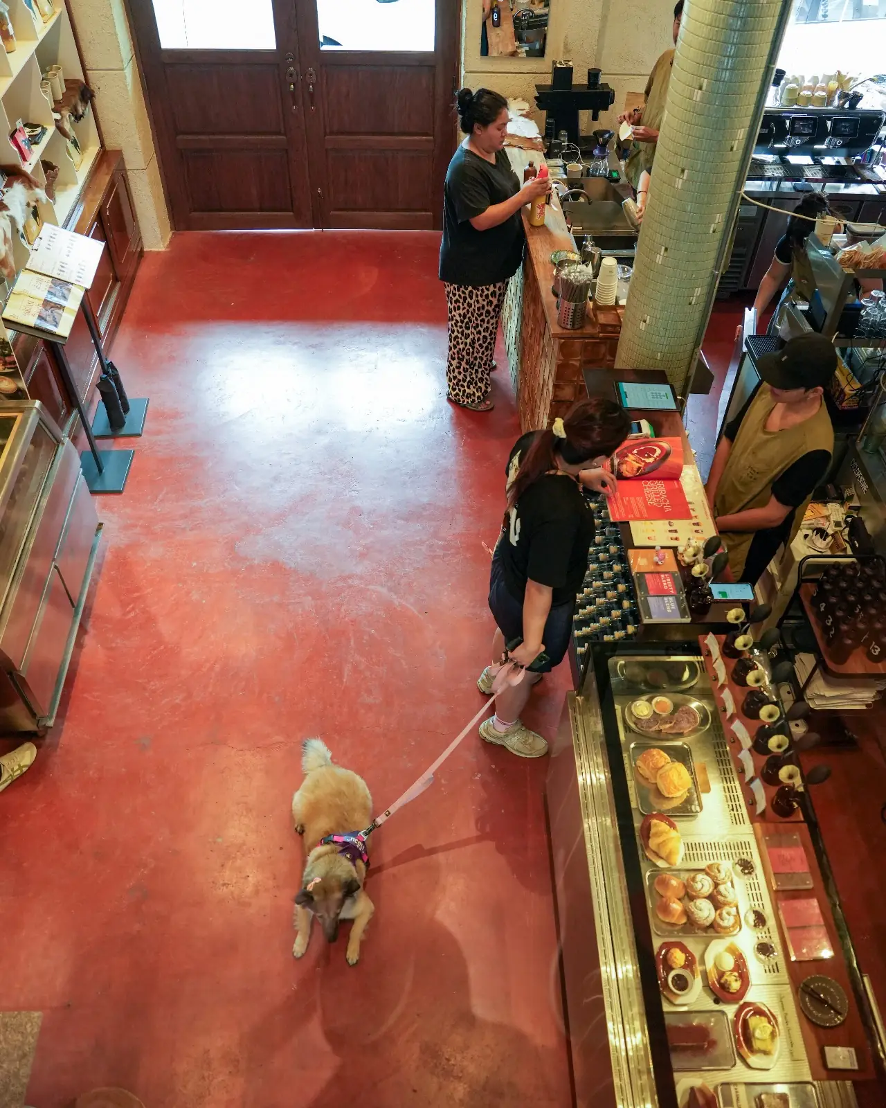 Cof and Cow - Khlong Ong Ang overall image 4