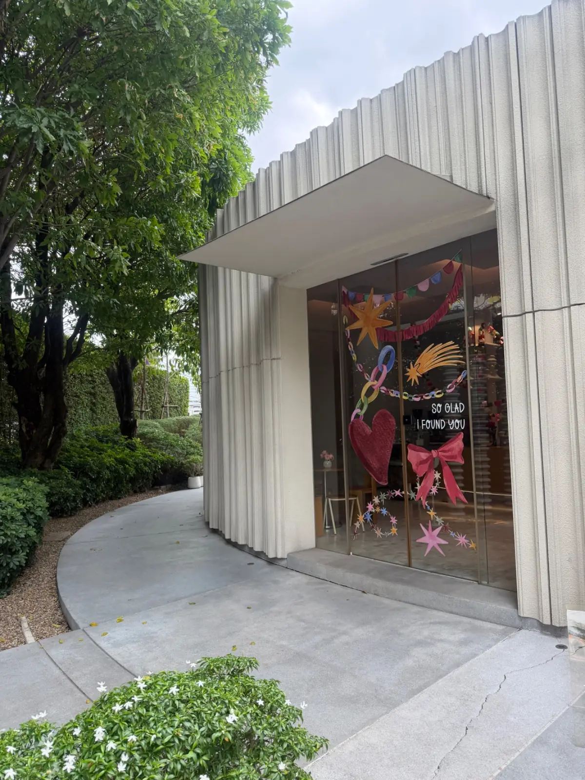 Found Cafe overall image 3