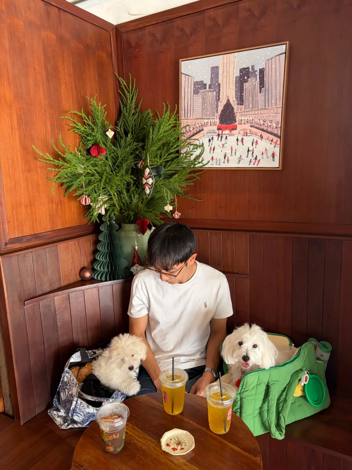 Grocer's Café pets image 1