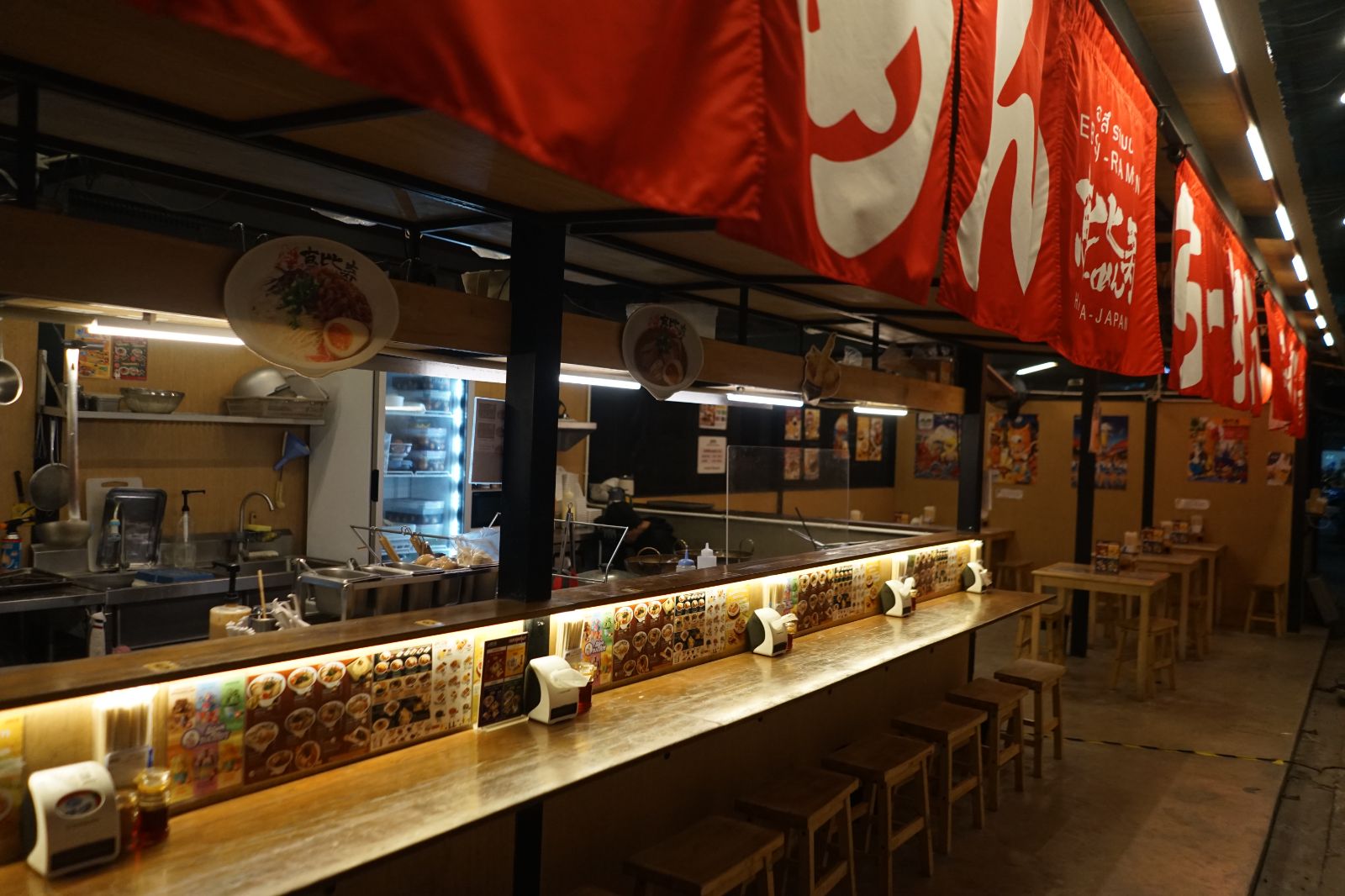 Ebisu Ramen - เอบิสึ ราเมน รามคำแหง ambiance image 2