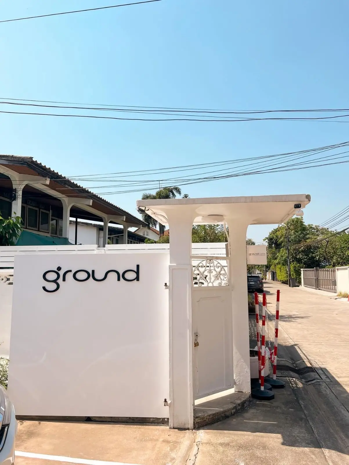 Ground Cafe ambiance image 1