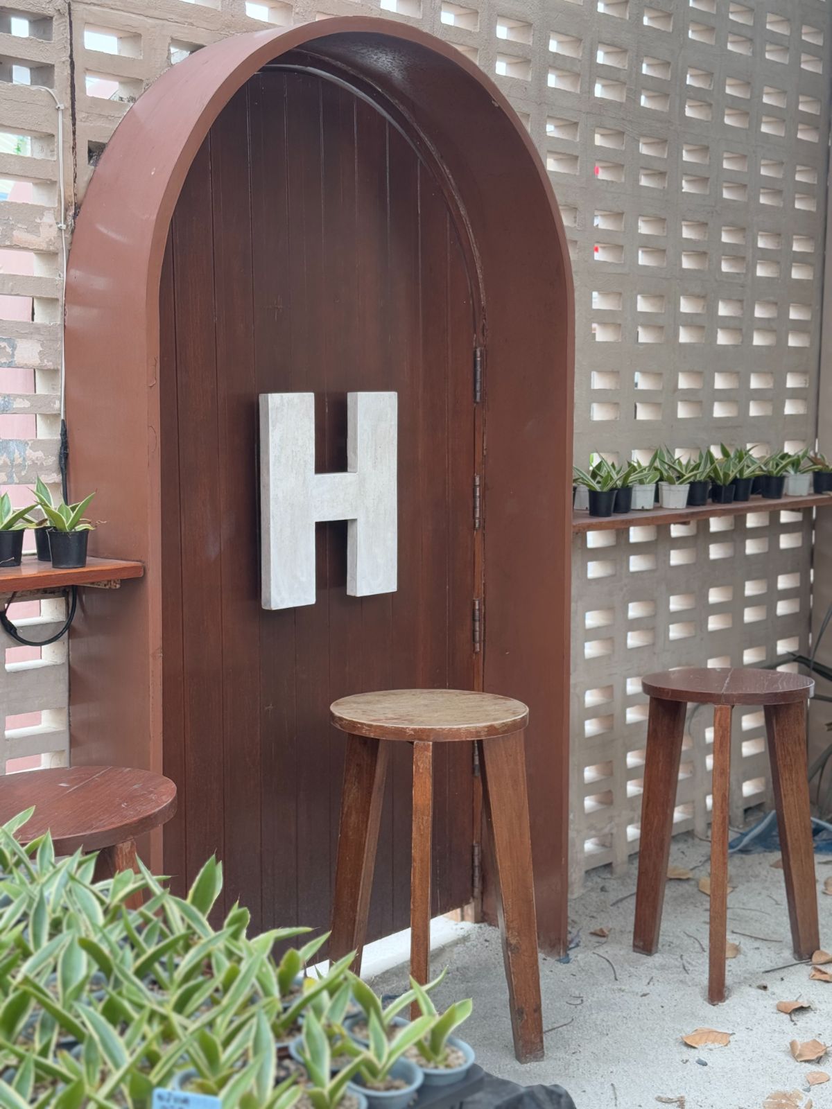 Hey! Coffee Watcharapol overall image 2