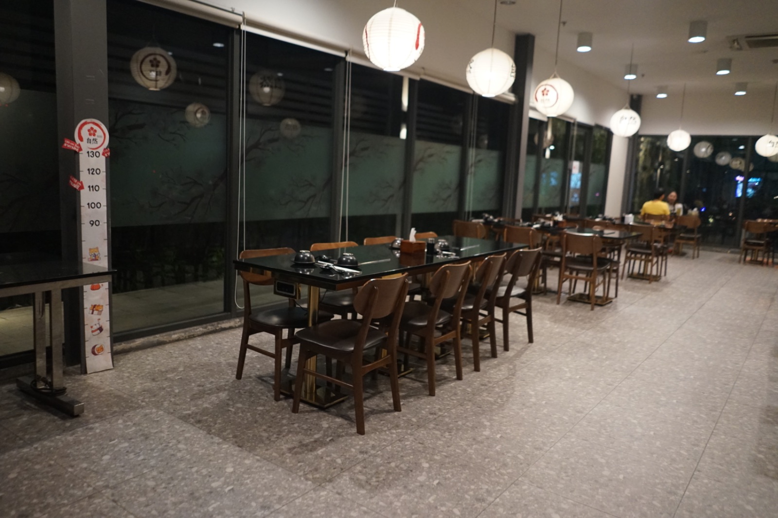 Shizen Shabu ambiance image 1