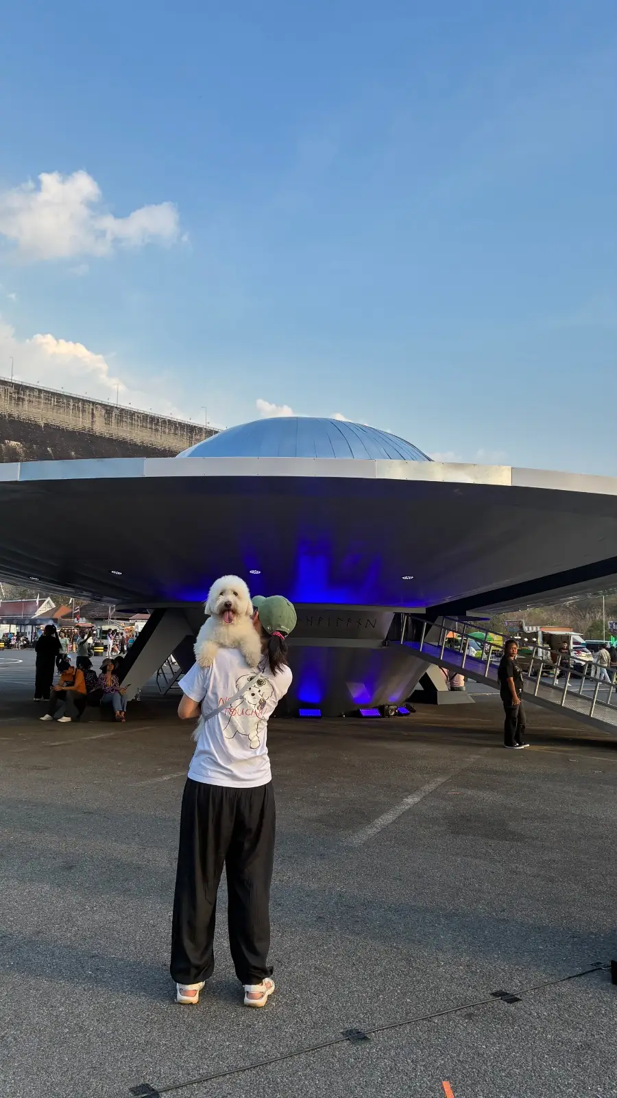 เขื่อนขุนด่านปราการชล pets image 1