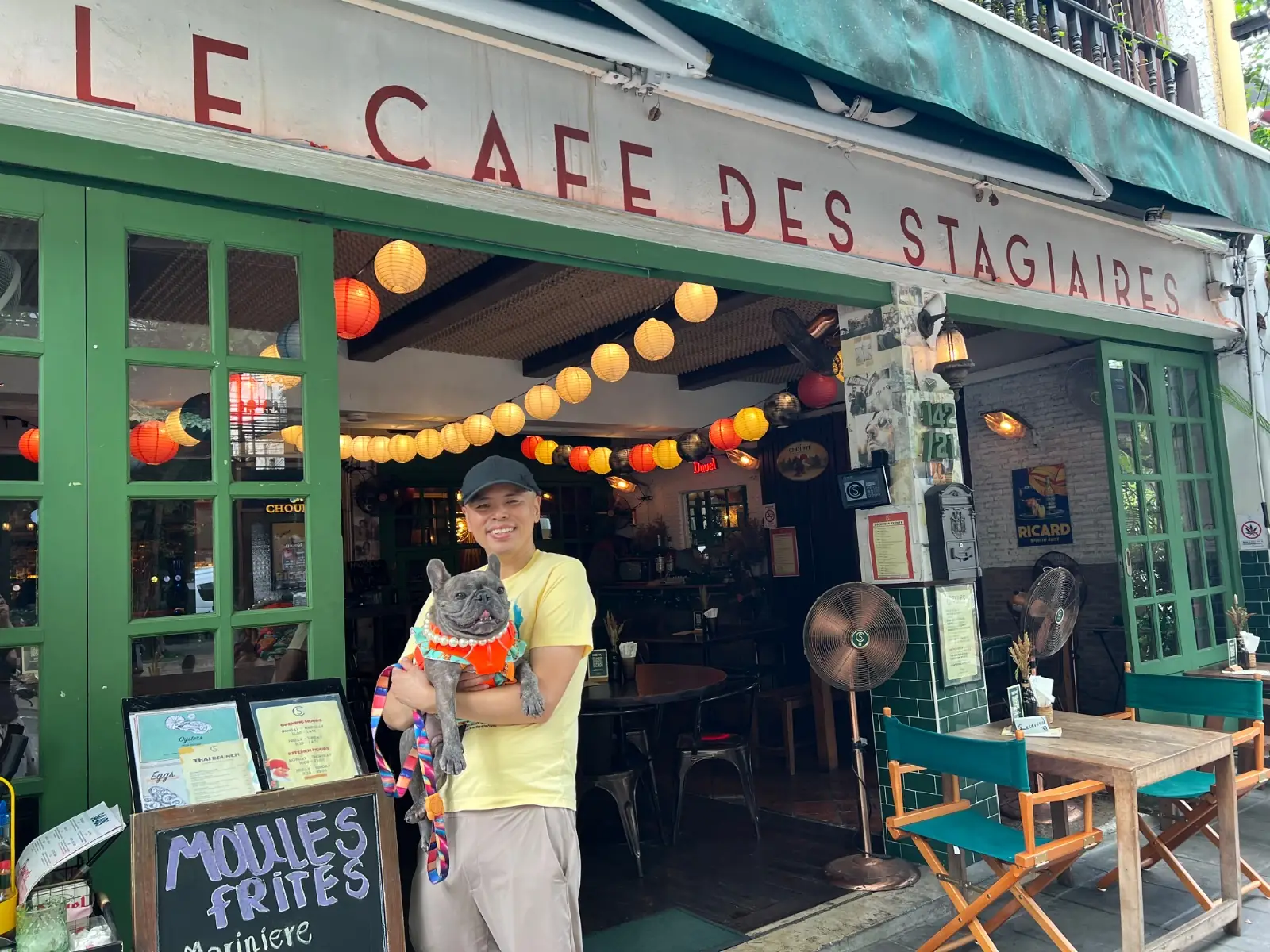 Le Café des Stagiaires pets image 2