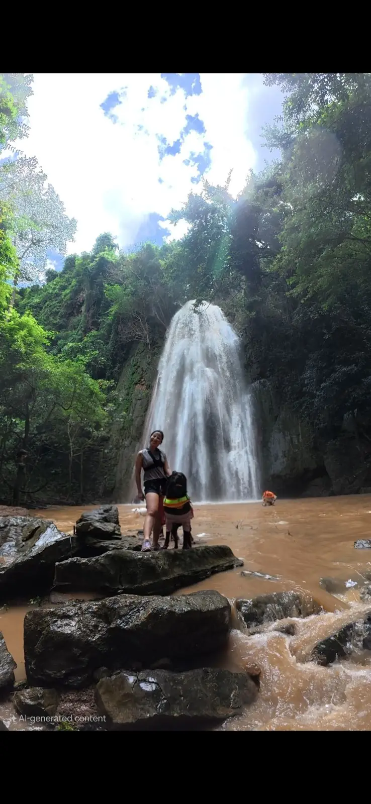 น้ำตกผาแดงซับพลู pets image 4