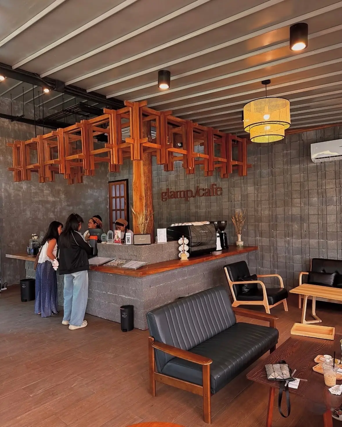 glamp./cafe overall image 2