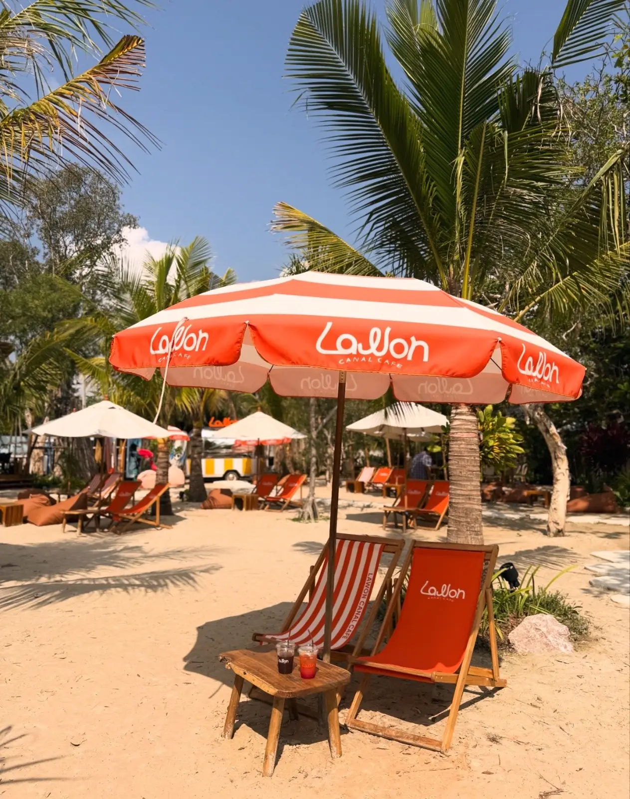 Lawon Canal Café overall image 8