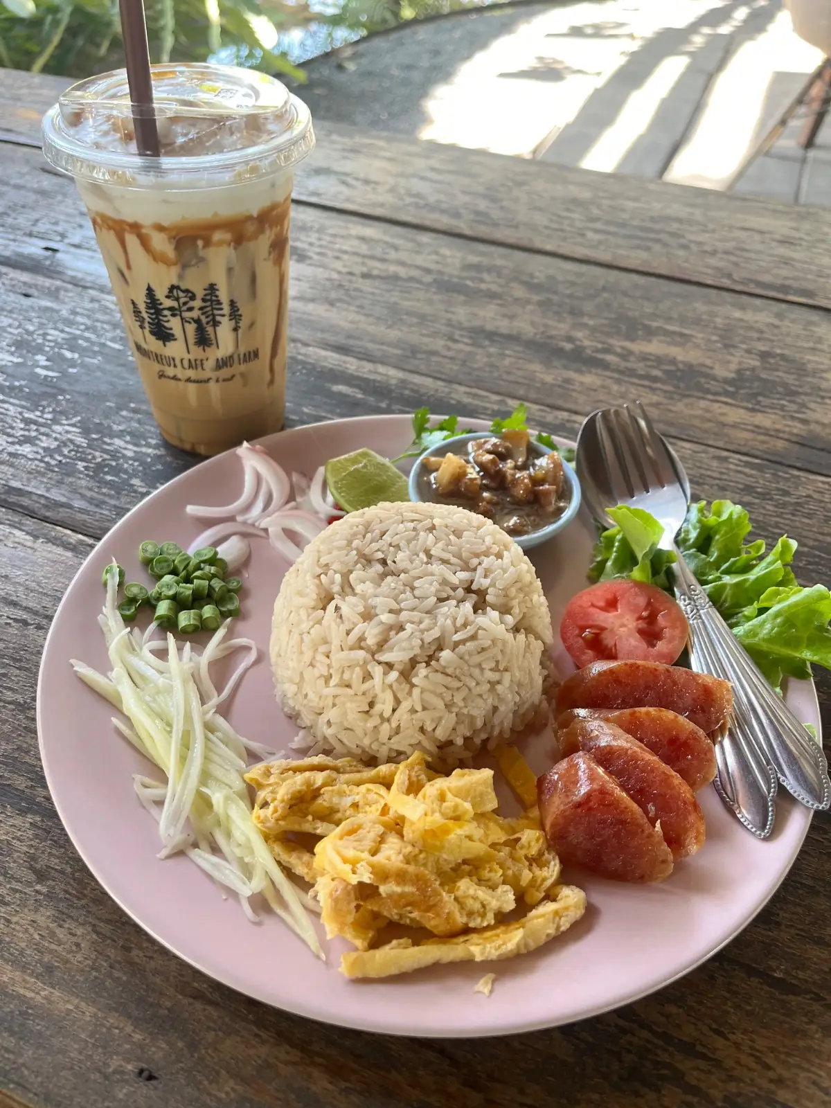 มองเทรอส์ คาเฟ่ food image 1