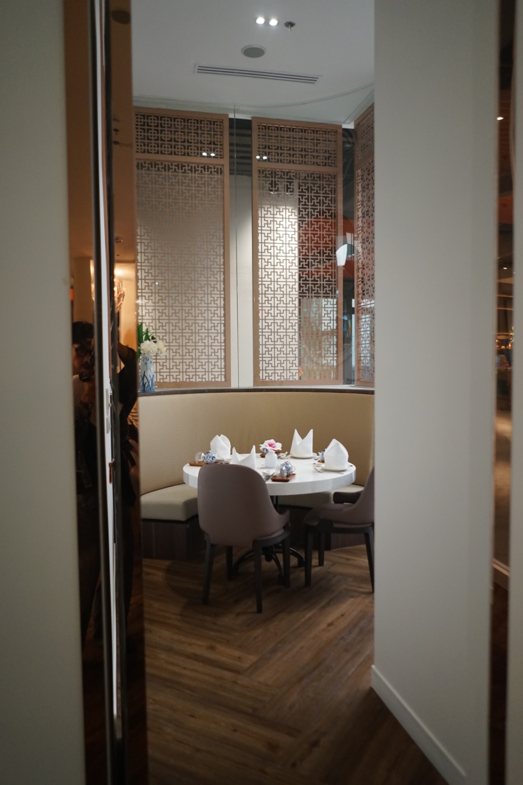 Man Fu Yuan - One Bangkok hero image 2