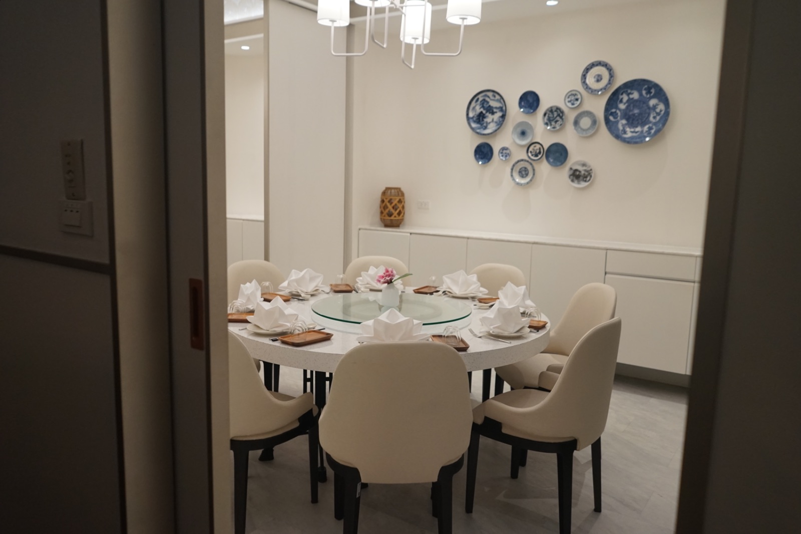 Man Fu Yuan - One Bangkok hero image 4