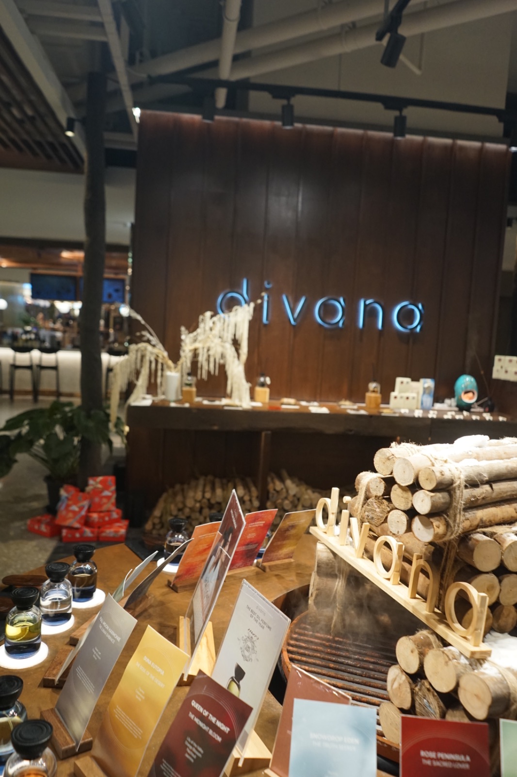 Divana Perfumery - Central Park hero image 4