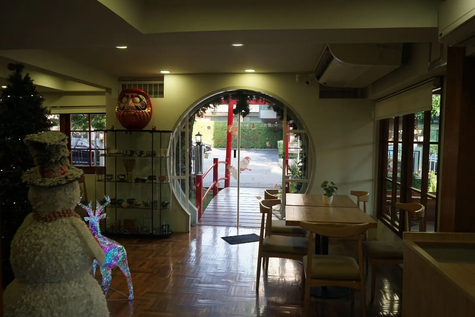 TIME’S HOUSE ambiance image 9